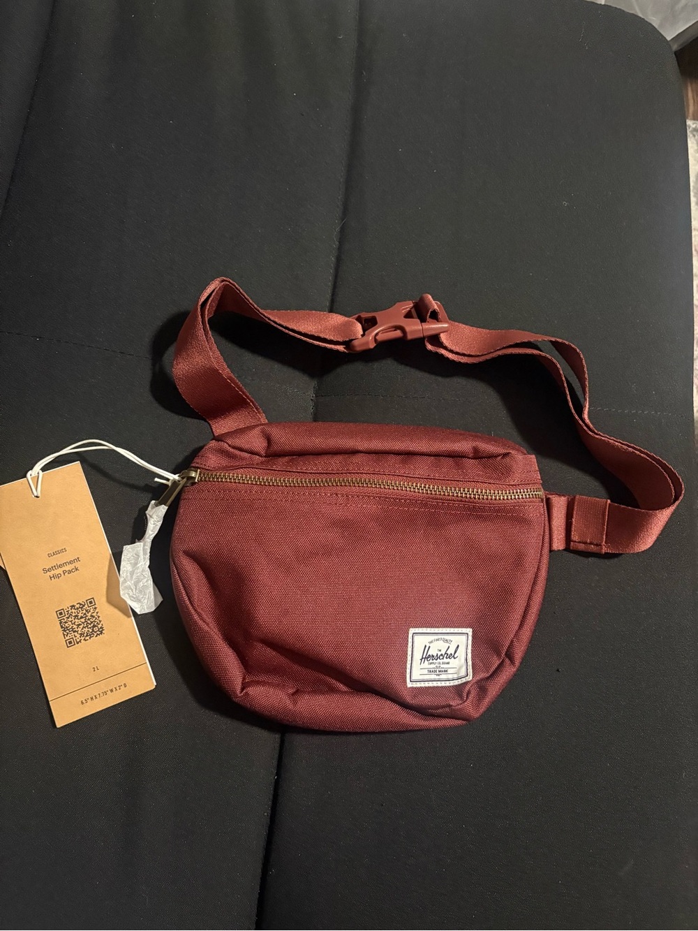 Herschel Supply Co. Burgundy Settlement Hip Pack 2L